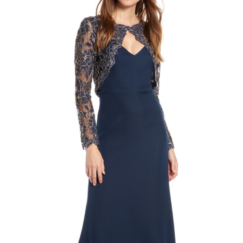 Tadashi Shoji Darya embroidered crepe gown in navy/gold  size 4.